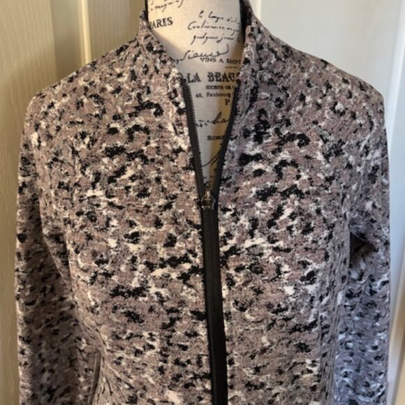 Athleta Salutation Textured Animal Print Zip Jacket - Picture 3 of 11